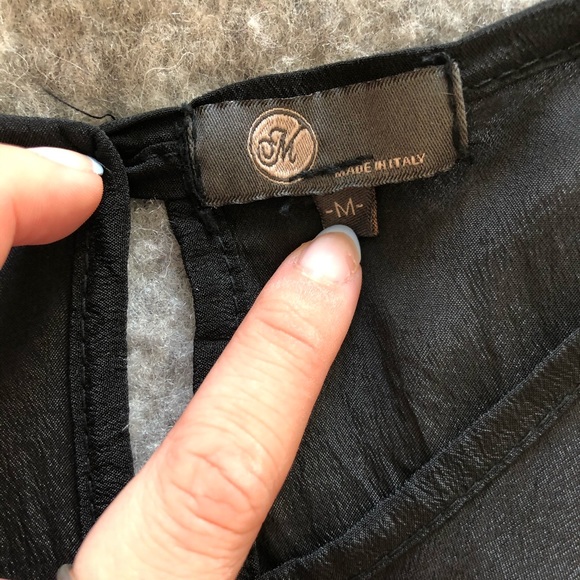 Tunics - Picture 4 of 6